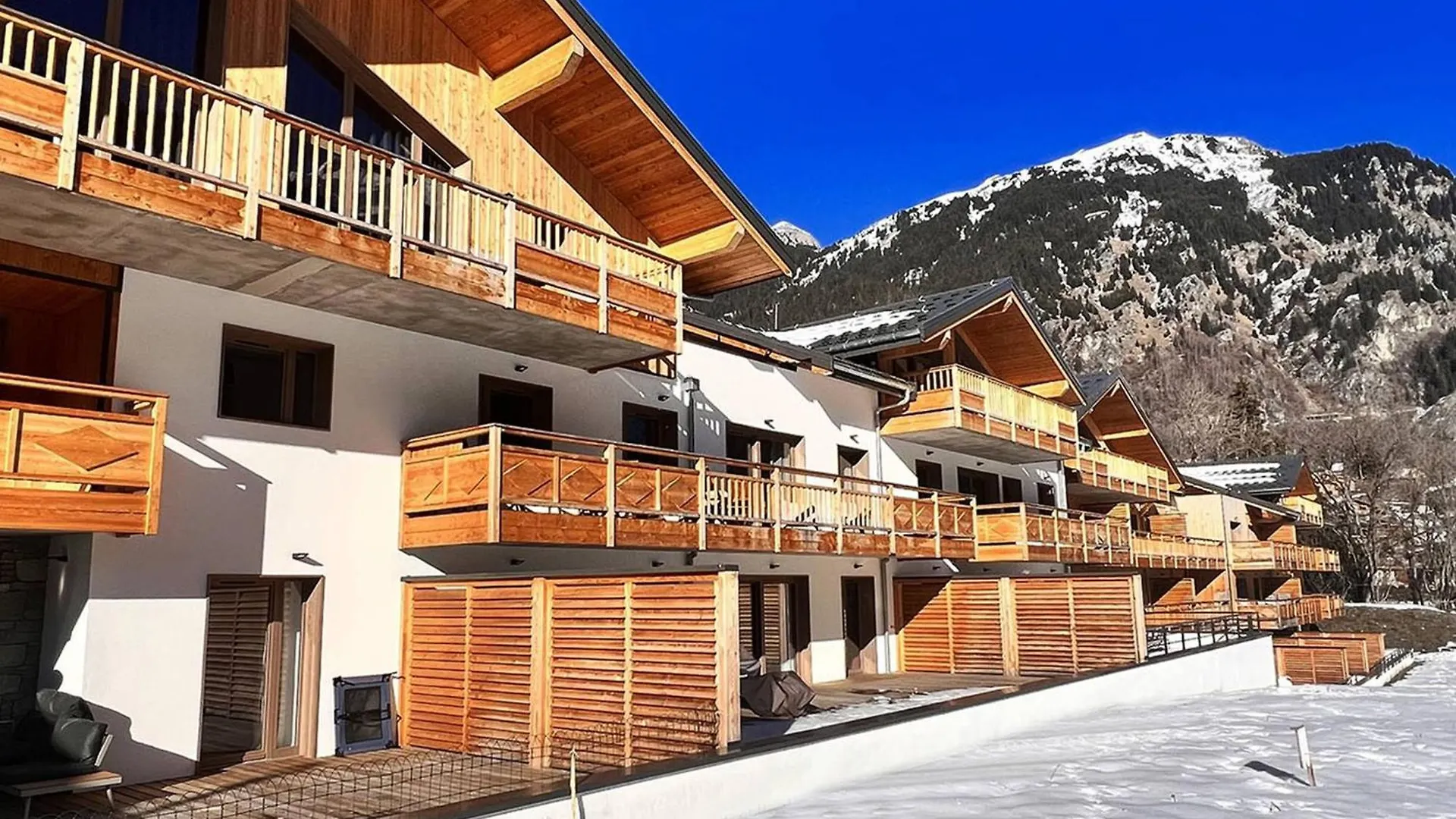 Appartement 4* 4 Chambres Pour 8/10 Pers, Terrasse, Parking, Proche Piscine Et Spa - Fr-1-638-20 La Plagne