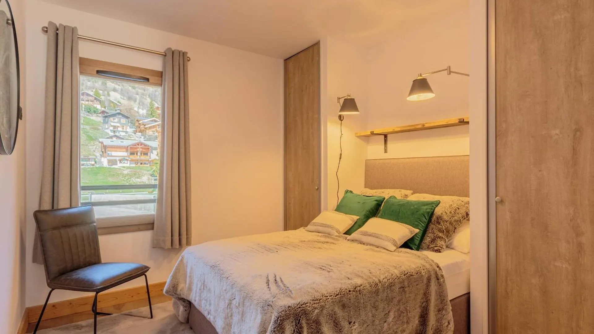 Appartement 4* 4 Chambres Pour 8/10 Pers, Terrasse, Parking, Proche Piscine Et Spa - Fr-1-638-20 La Plagne